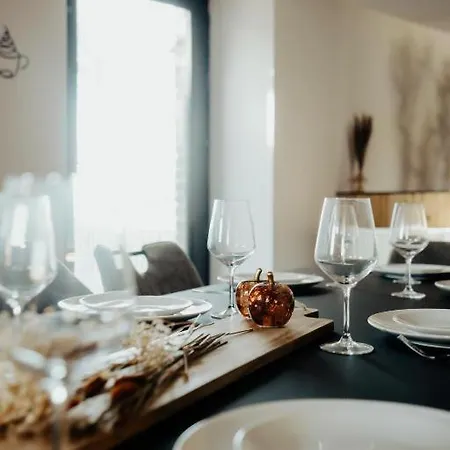 Les Landes De Bruyeres 別荘